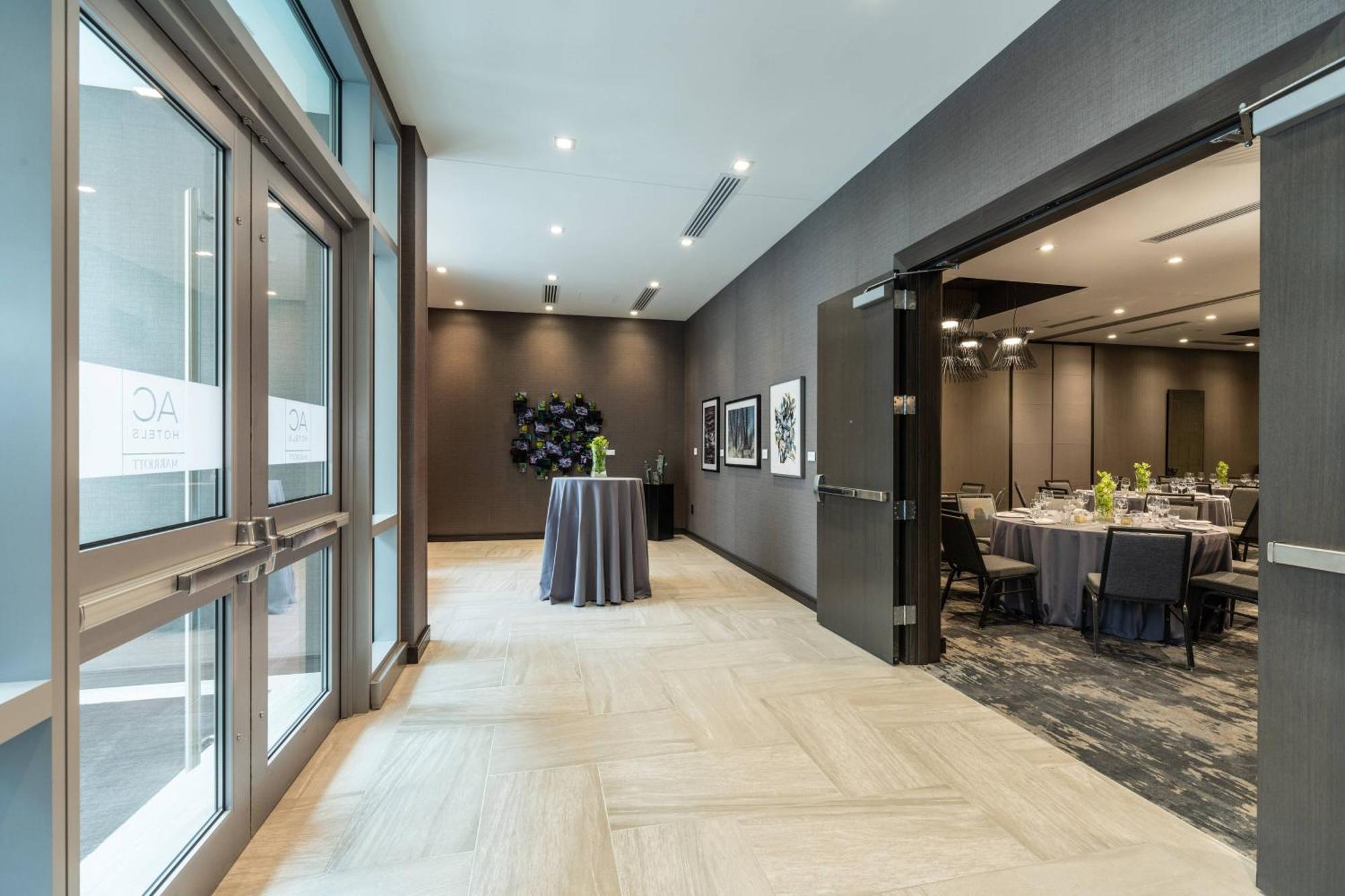 Ac Hotel By Marriott Boston Cleveland Circle Екстер'єр фото