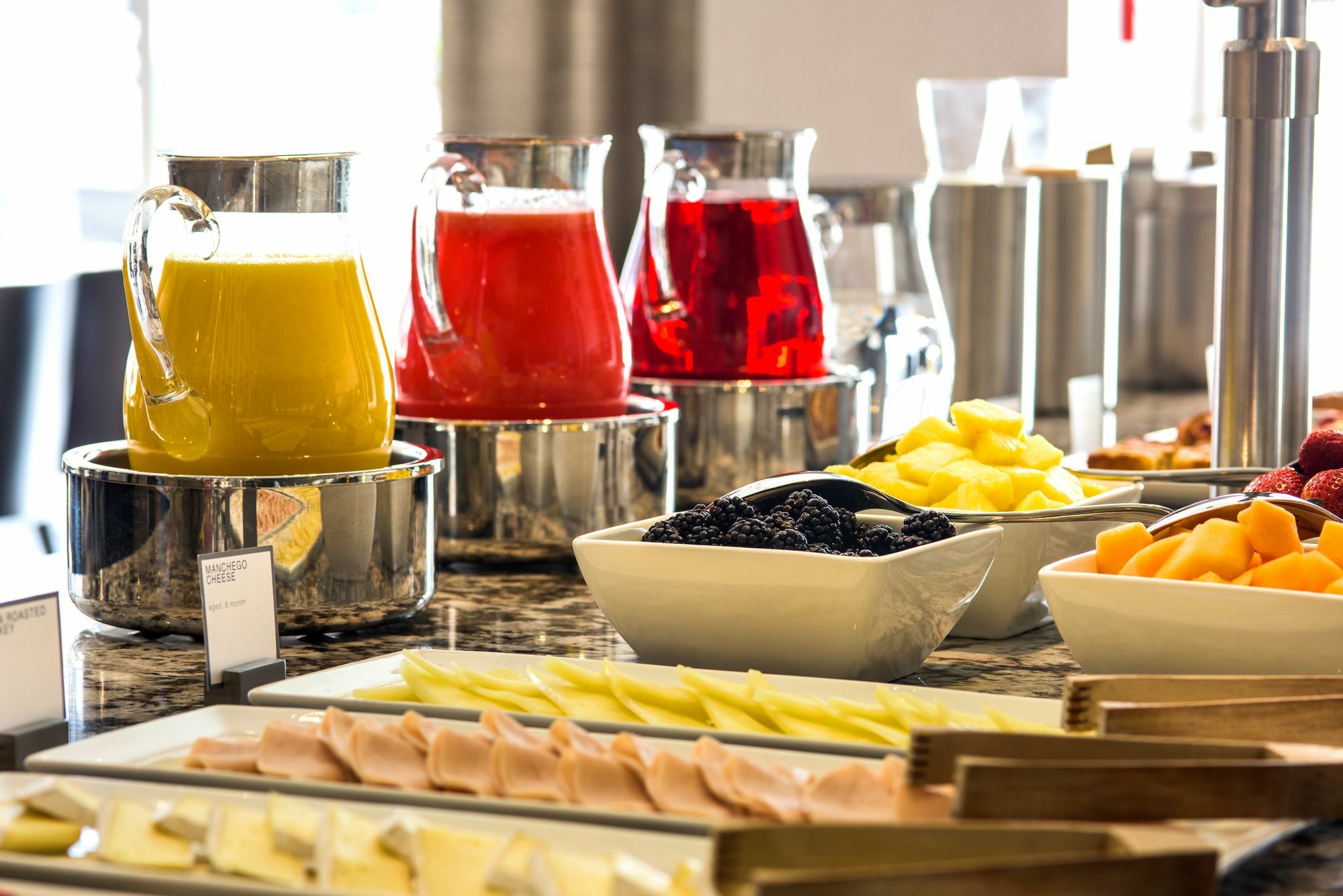 Ac Hotel By Marriott Boston Cleveland Circle Екстер'єр фото